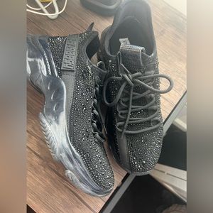 Steve Madden sneakers size 9